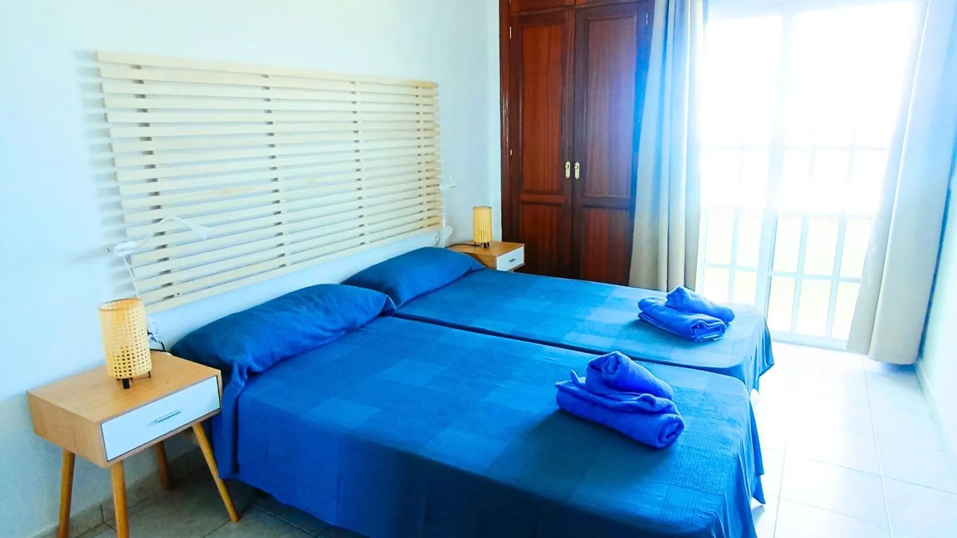 דירה ארונה Apartamento Playa 203 - Views Of The Bay